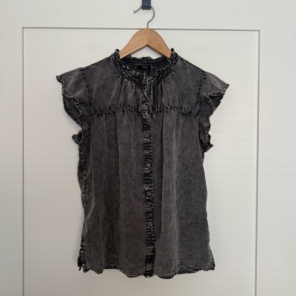 Rails Ruthie Black Acid Wash Top S Flutter Sleeve Button Up Linen Lyocell Ruffle